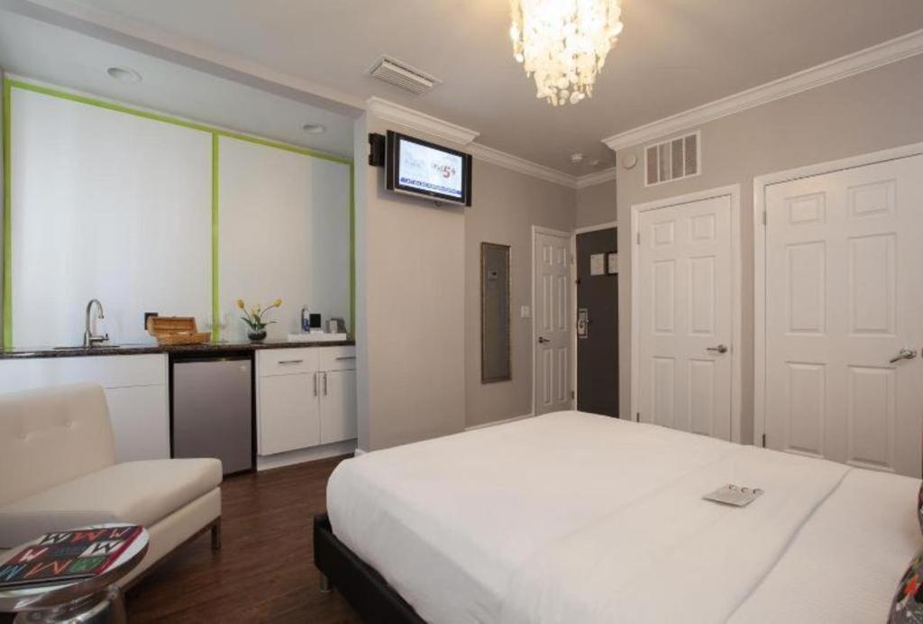 Odyssey Of South Beach Apart Hotel Miami Beach Exterior photo